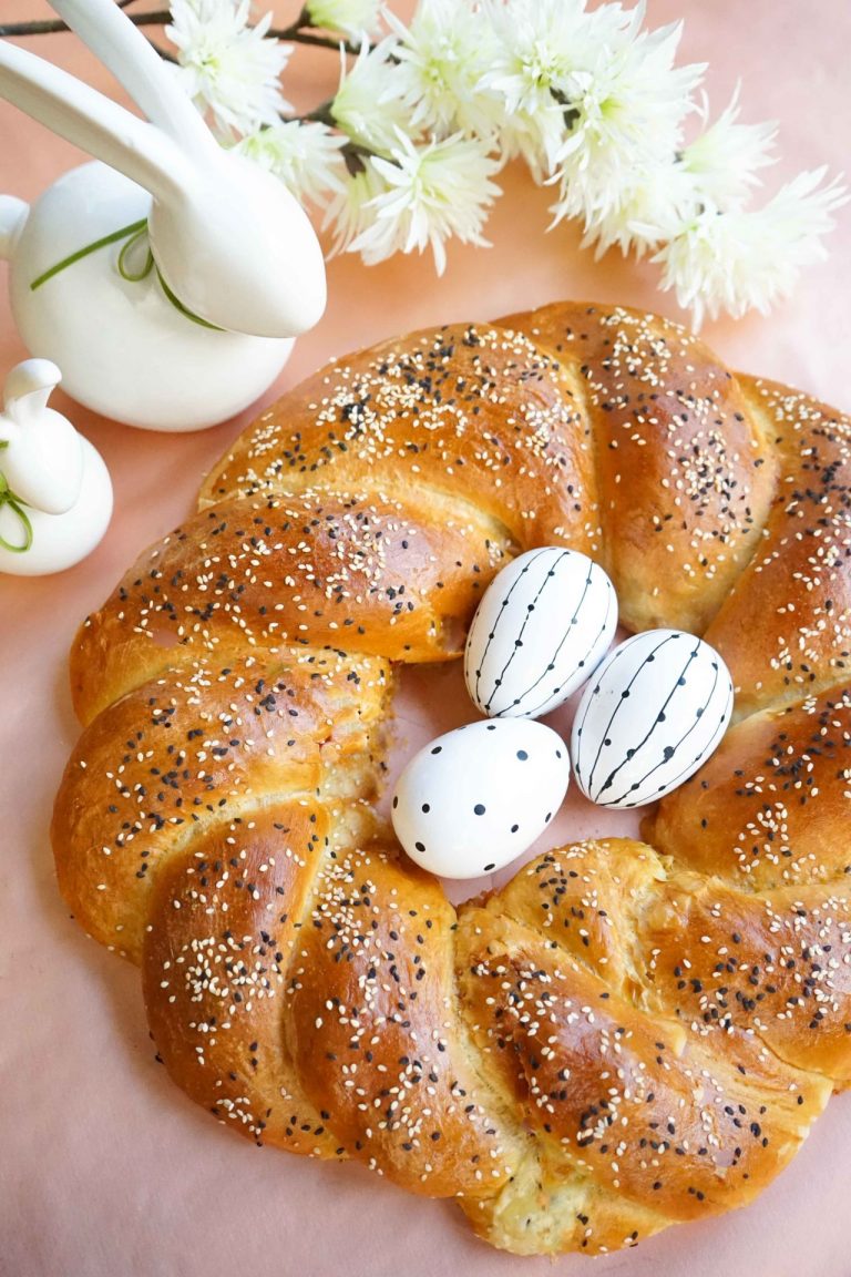 SVĒTKU KLIŅĢERIS AR SIERA UN GAĻAS PILDĪJUMU