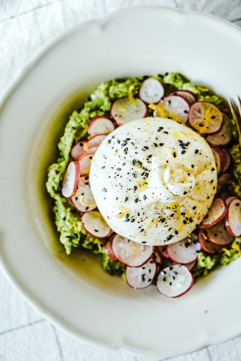 BURRATA AR AVOKADO KRĒMU