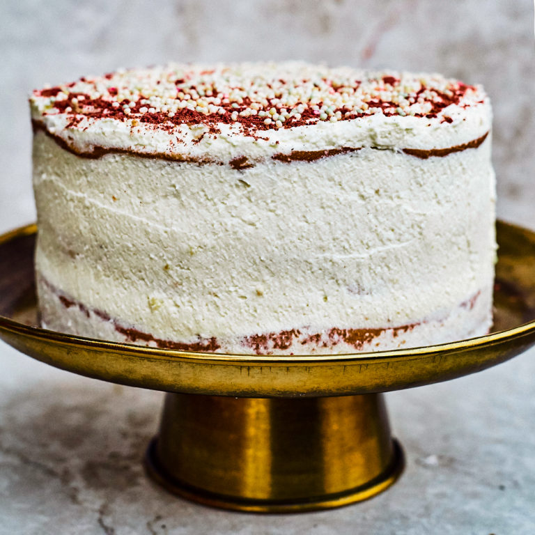 BISKVĪTA BIEZPIENA KŪKA